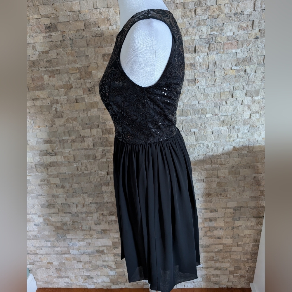 Backless Black Sequin Bodice Chiffon Mini Party Dress Sz 2 LBD Cocktail image 3